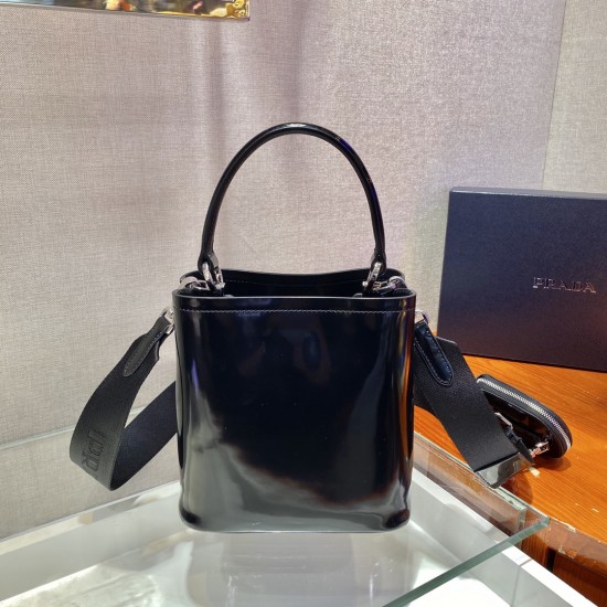 Prada glossy bucket bag 1BA319Panier handbag