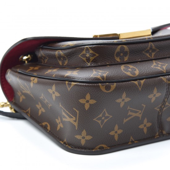 2LOUIS VUITTON Monogram Passy